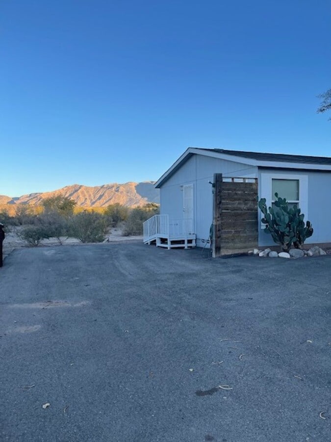 Photo - 3-bedroom 2.5-bathroom home with RV space in Littlefield AZ