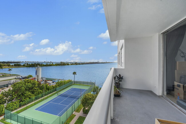 Photo - Bay Park Towers
