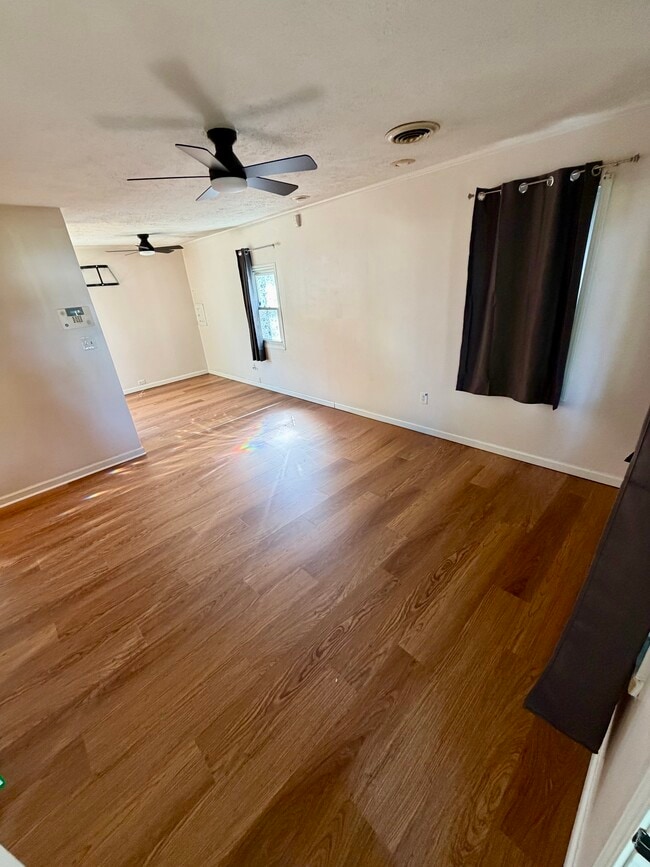 Photo - 1604 Marbo Ave
