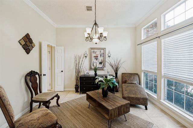 10913 Alexandria Dr