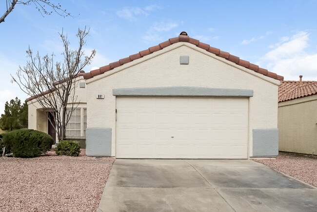 Building Photo - 881 Adobe Flat Dr