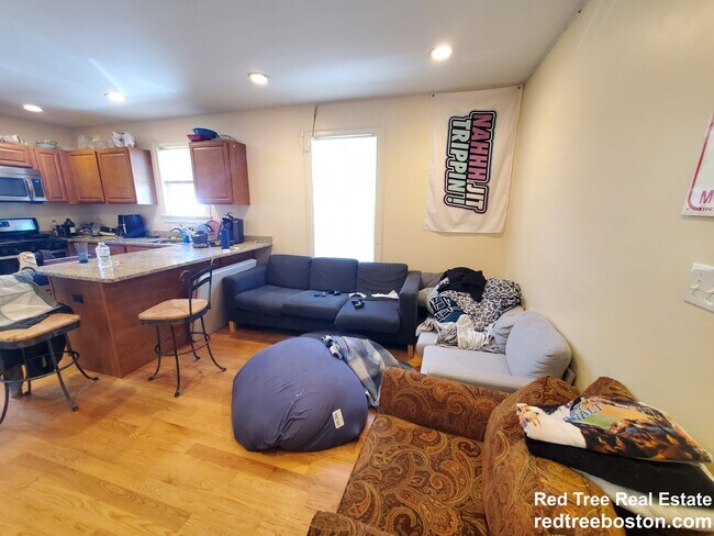 Photo - 35 Pratt St Unit 1