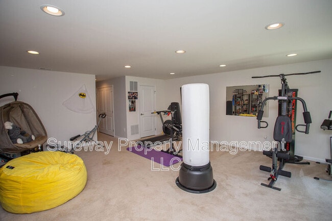 Photo - 172 Fela Dr