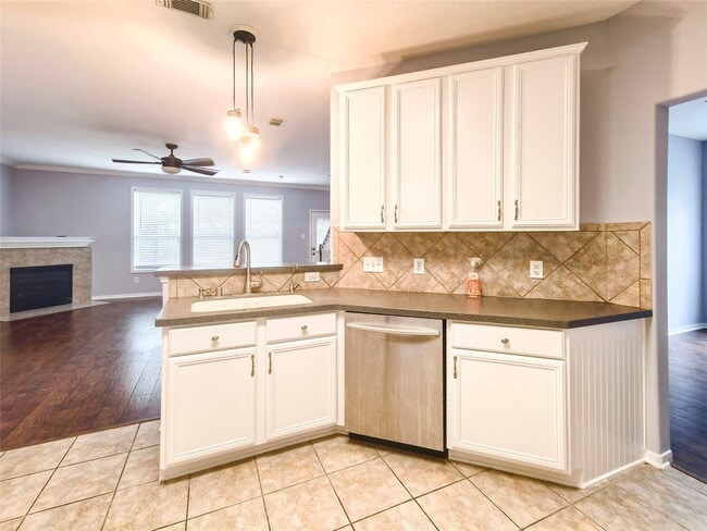 Photo - 15510 Fir Woods Ln