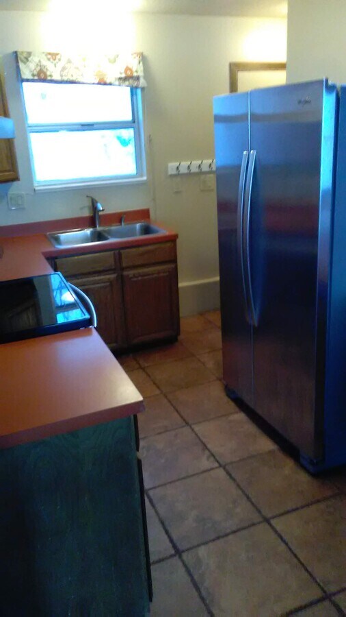 Photo - 380 Aspen Dr