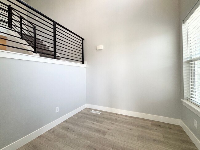 Photo - Gorgeous Poolside Corner Townhome at Mountain Ridge!