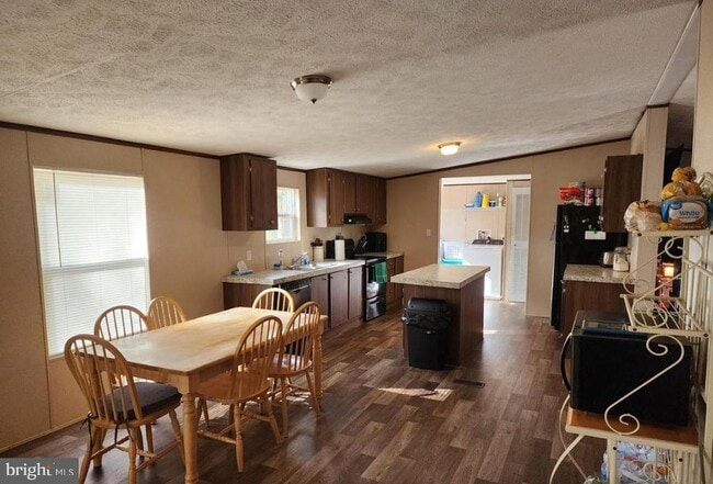 Photo - 8510 Darcy Ln