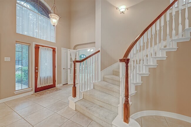 Photo - 22518 Silvermist Ln