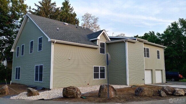 Photo - 503-511 Marlboro Rd Unit A