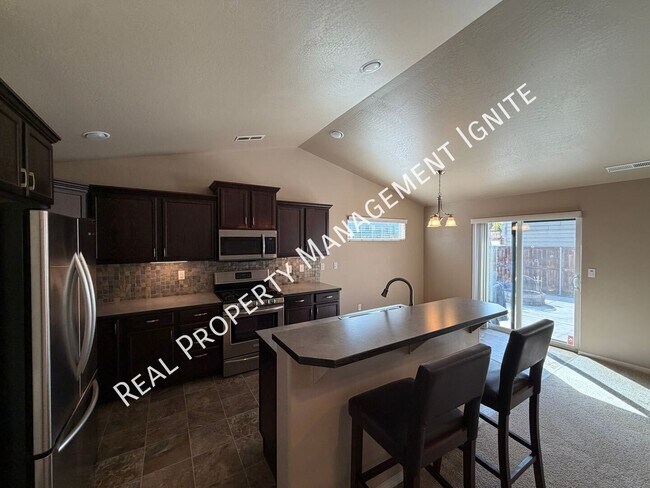 1011 SE 6th St