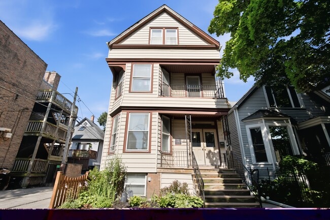 Photo - 3814 N Marshfield Ave Unit # 01