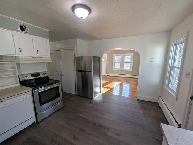 Photo - 308 Washington St