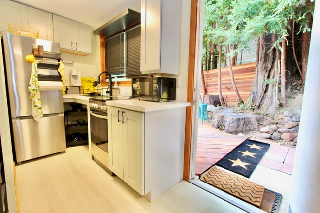 Building Photo - 14082 Woodland Dr Rental