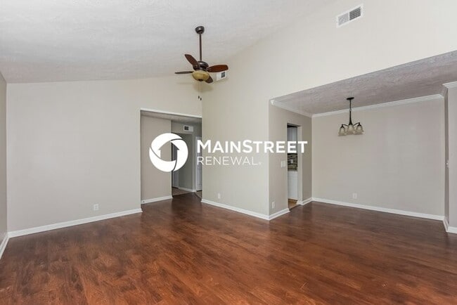 Photo - 4 Bedroom Pet-Friendly Home in Madison, TN with Main Street Renewal