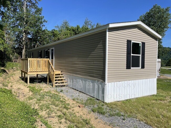 Photo - 218 Eller Dr