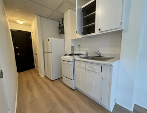 *Las imágenes son muestras representativas de la unidad anunciada. En algunos casos, las unidades reales que visita... - 45 Russell St Unidad 1