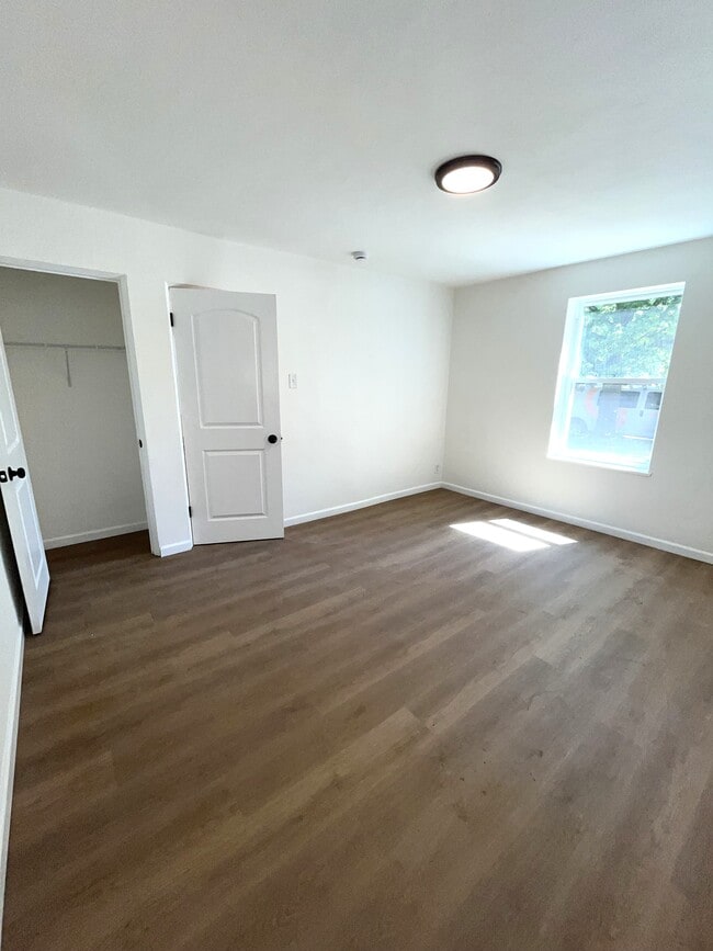 Photo - 3919 Jamieson Ave Unit 1E