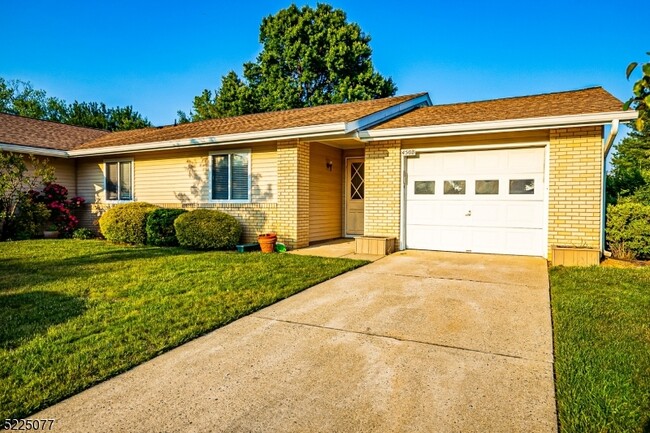 Photo - 450 Closter Rd Townhome