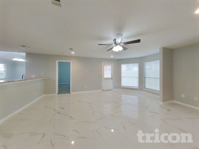 Photo - 6726 Misty Dale Dr