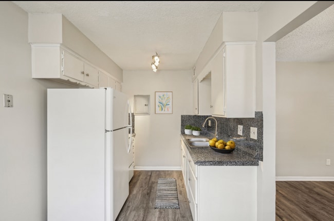 Photo - Flats North at KCK