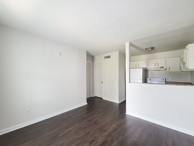 Photo - 101 Brookside Ln Unit 9