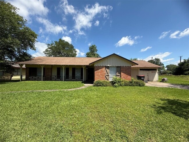 Photo - 207 Timber Ln House