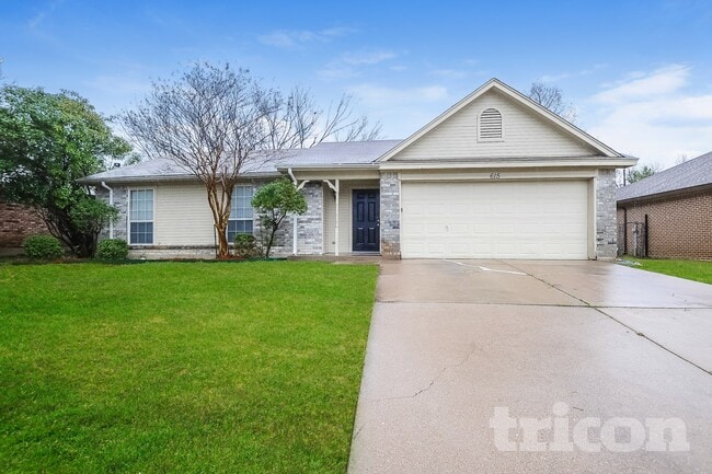 Photo - 615 Sherman Dr