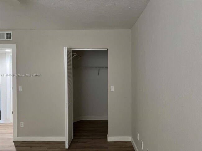 Photo - 4055 W McNab Rd Unidad H103