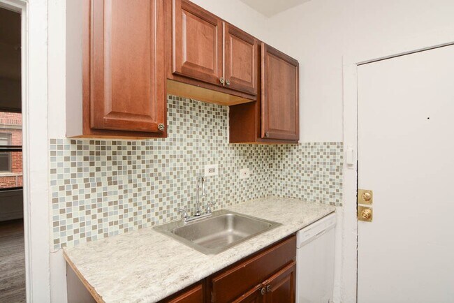 Photo - 939 W Sunnyside Ave Unit 3