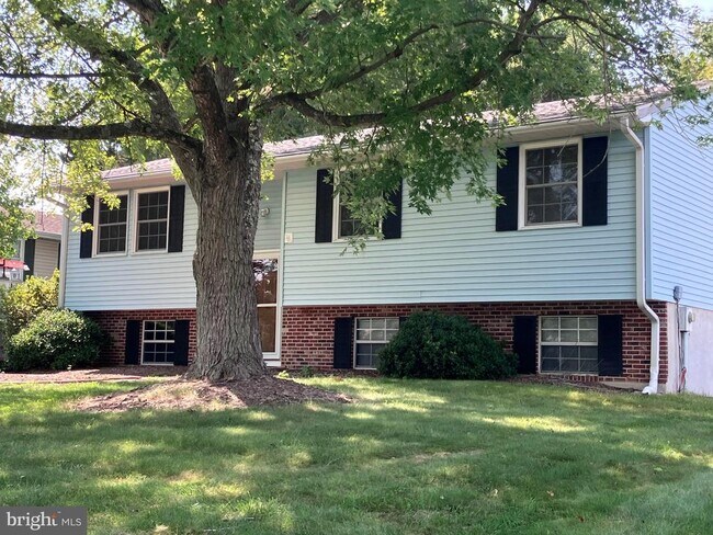 Photo - 29471 Nancy St
