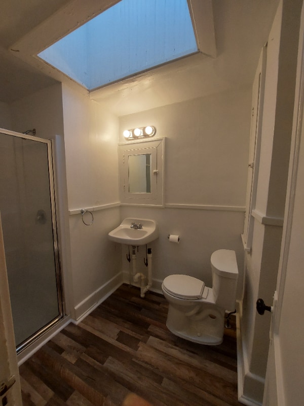 Photo - 2063 Beechmont Ave Unit 3