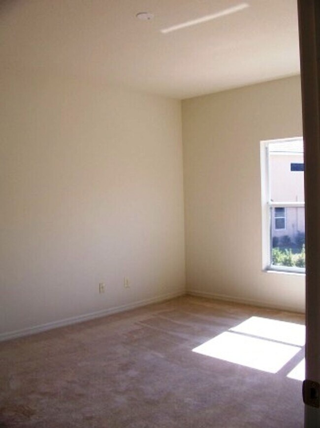 Photo - Brentwood Townhome with Social Membership