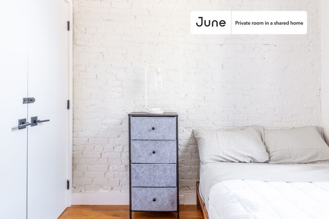 Photo - Room in Shared 4 bed/2 bath home Unit D