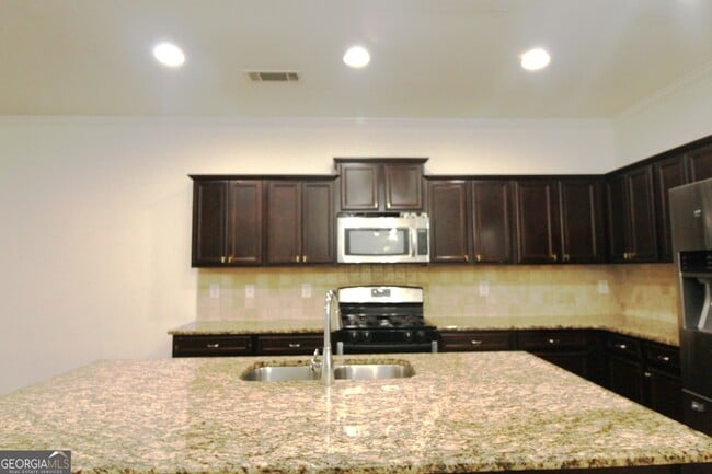 Photo - 726 Garbrooke Dr