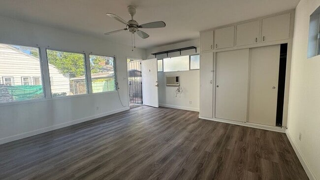 Photo - 7948 Caldwell Ave