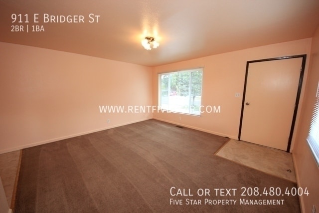 Photo - 911 E Bridger St