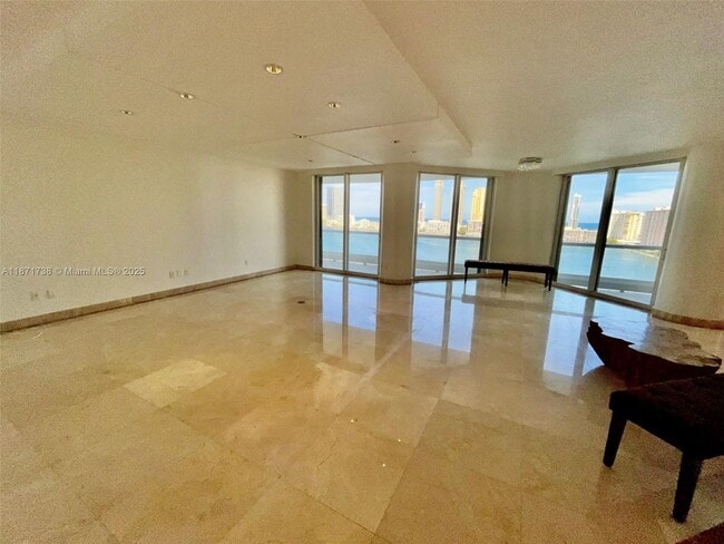 Photo - 2600 Island Blvd Unit 1503