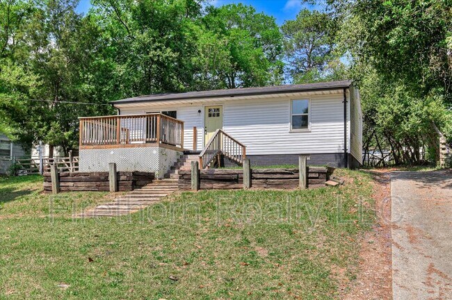 Photo - 1026 Weston St