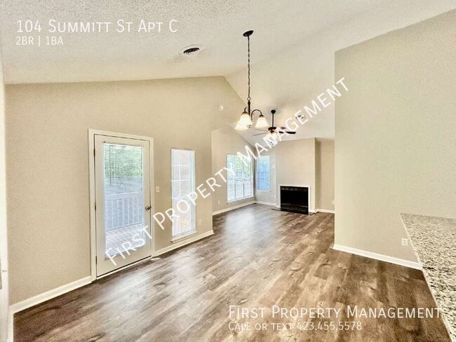 Photo - 104 Summitt St Apartment