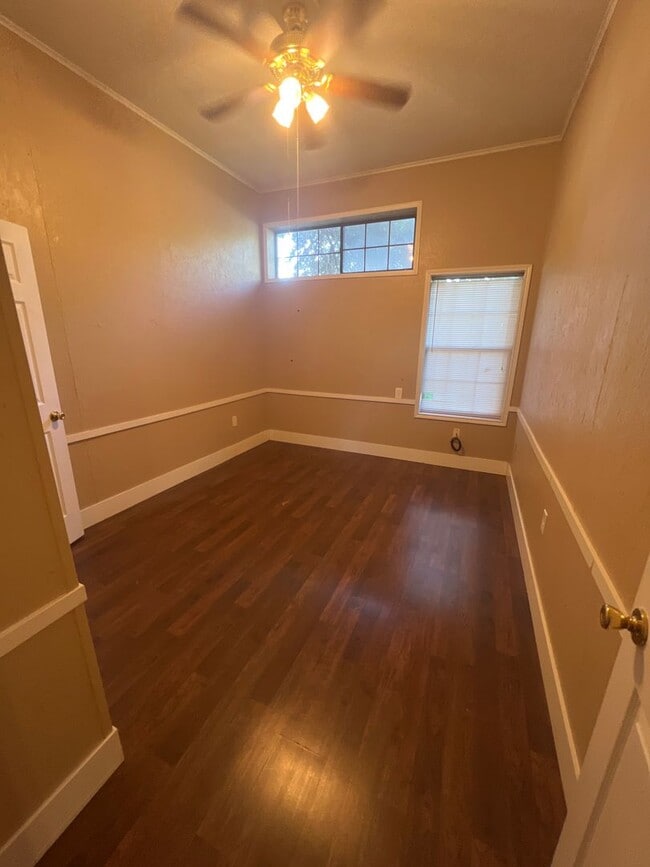 Photo - 202 Canal Ln Unit Apt B