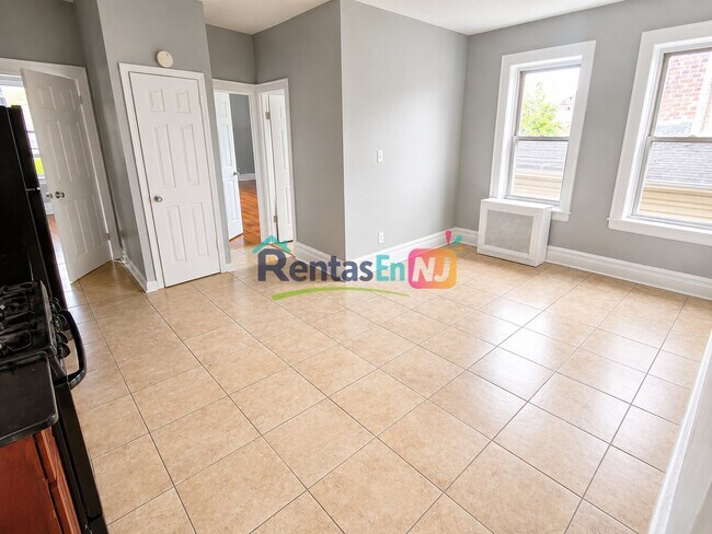 Photo - 203 Shephard Ave Unit 301