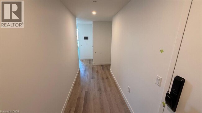 Photo - 461 Green Rd Unit 920