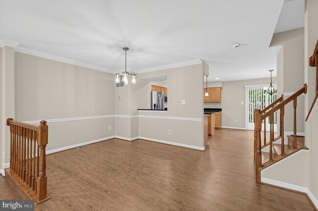 8893 Eagle Rock Ln