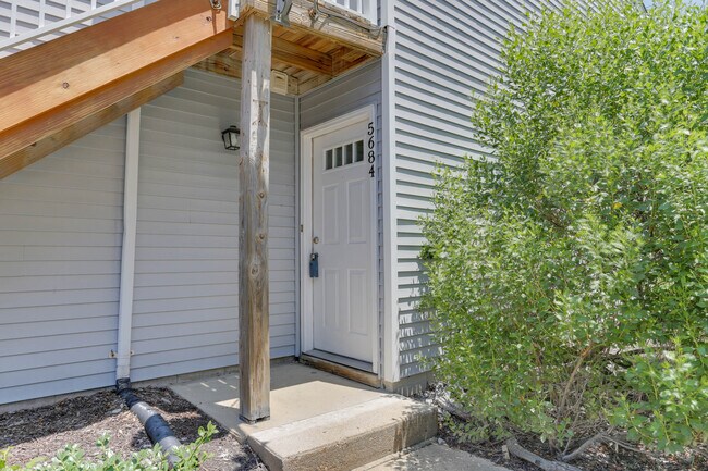 Photo - 5684 Landfall Dr Unit 5684