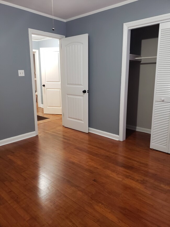 Photo - 3710 N Lyons St