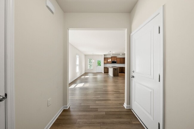 Photo - 82 Whitesell Way