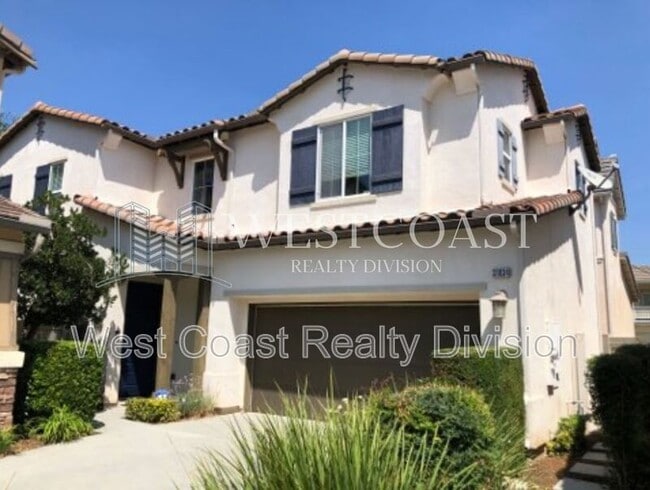 Photo - 31834 Tamarack Ct House