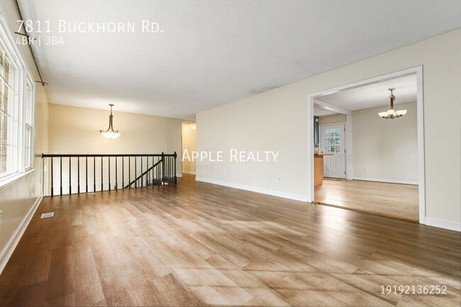 Photo - 7811 Buckhorn Rd