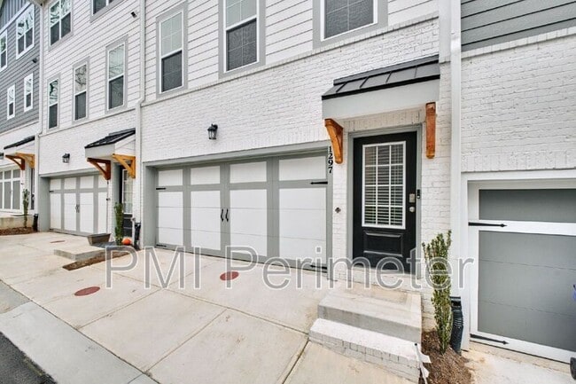 Photo - 1297 Ascot Ter