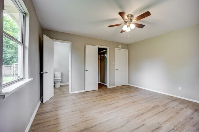 Photo - FREE MONTH RENT! Freshly Updated 3 Bedroom House